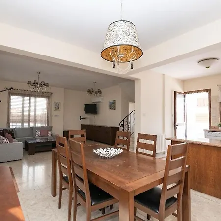 Malama 28 Ekaterina 别墅 *