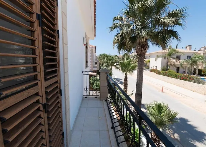 Malama 28 Ekaterina Vila *