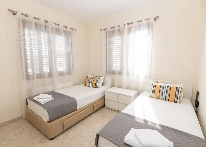 Vila Malama 28 Ekaterina