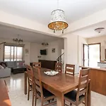Malama 28 Ekaterina Villa *