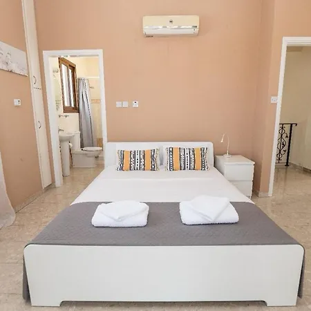 Villa Malama 28 Ekaterina Paralimni