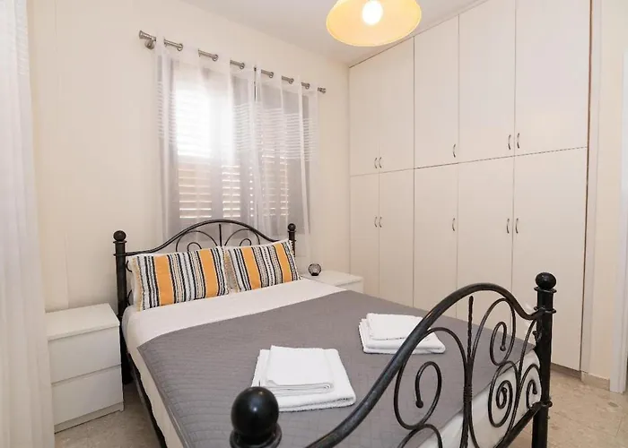 Malama 28 Ekaterina *